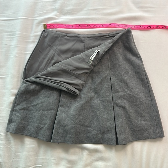 Abercrombie pleated skort - Picture 2 of 4